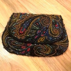 Beaded clutch black